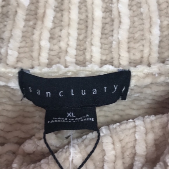 Sanctuary Chenille Mock-Neck Sweater - Picture 4 of 5